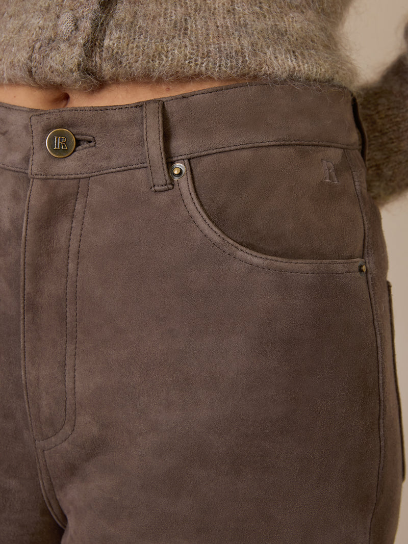 GERMAIN taupe suede trousers, detail of pockets by Rouje