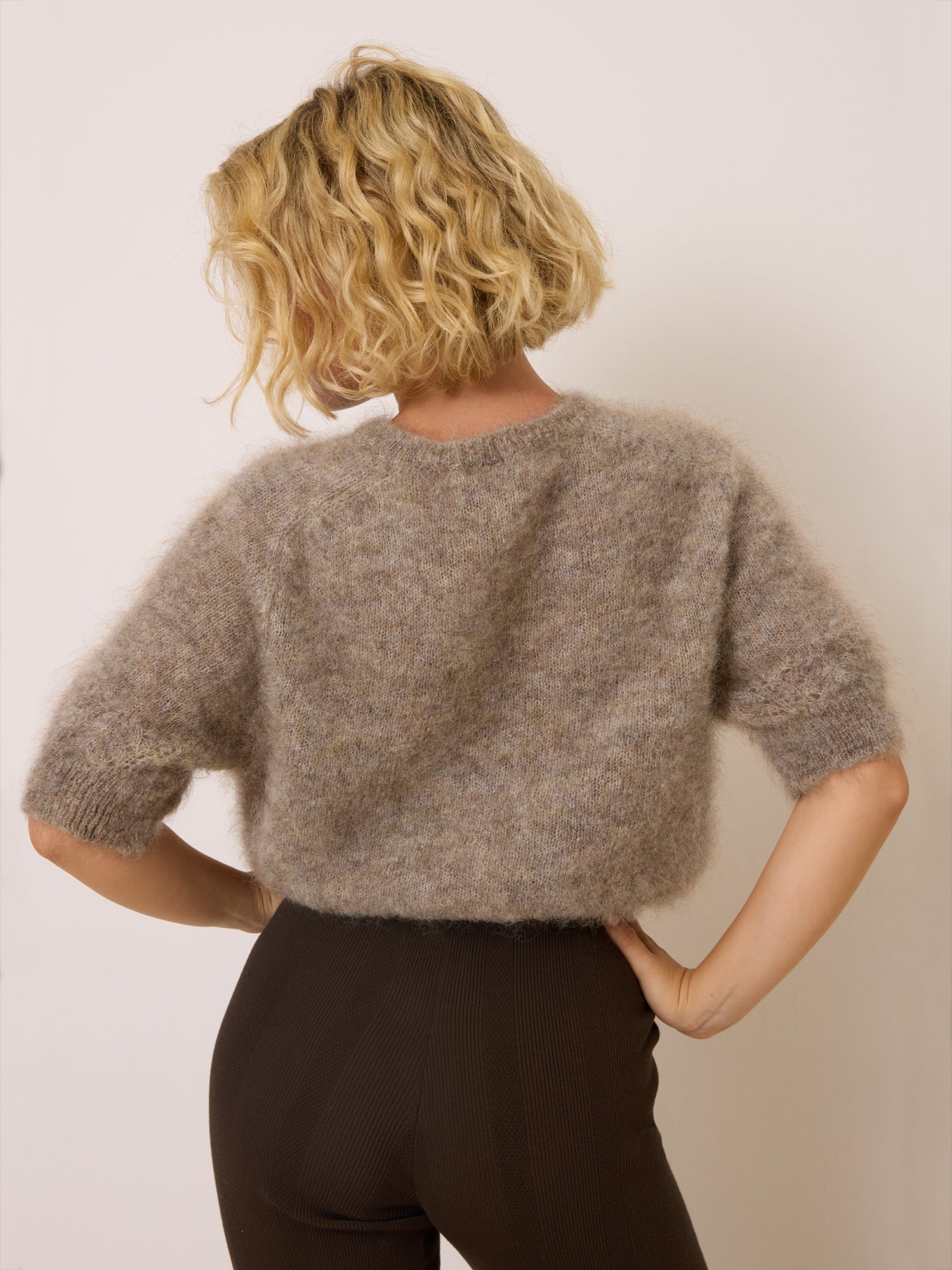 OLIVIA Sweater