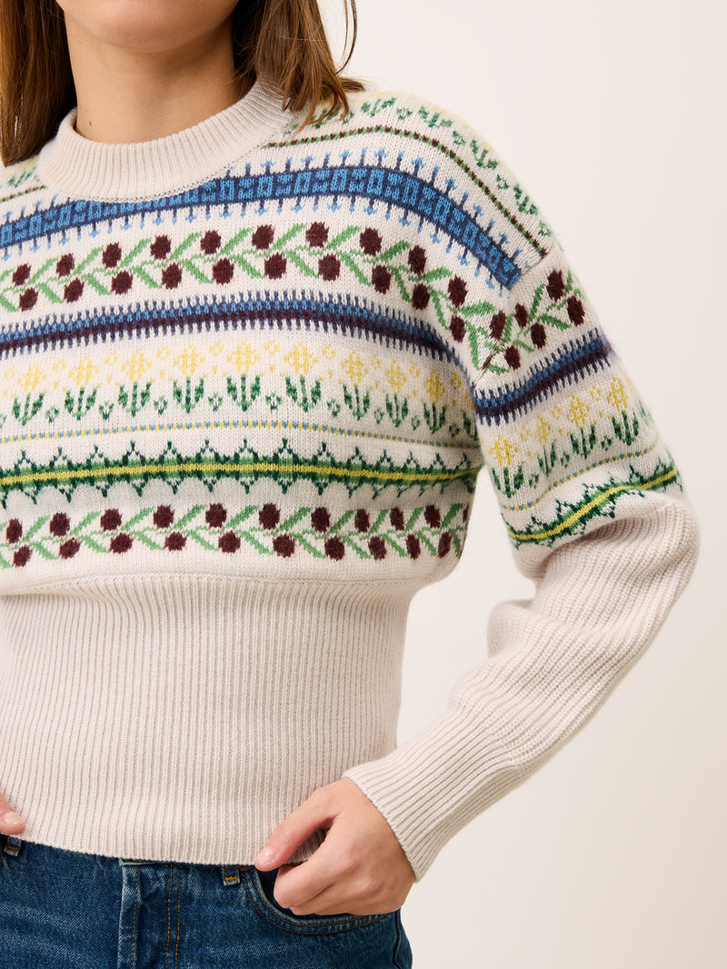 close-up on jacquard of Ivy ecru