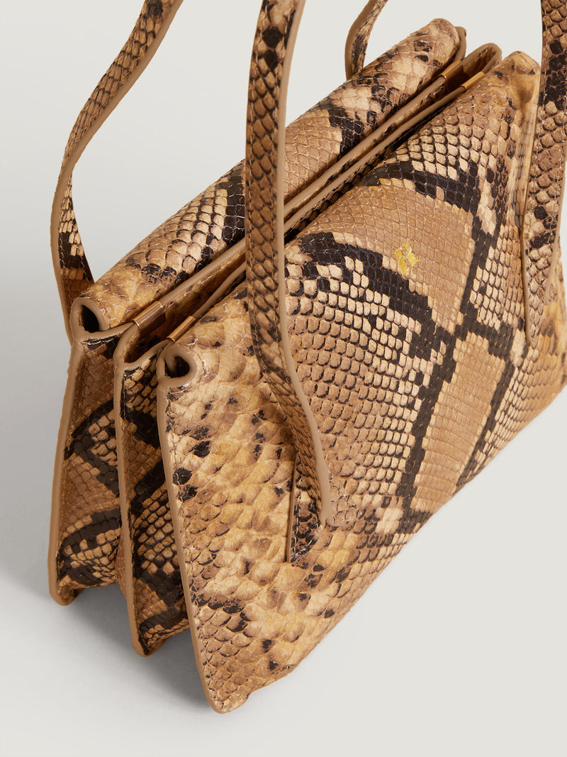 Borsa J