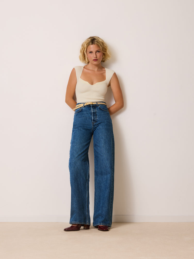 MONCEAU original indigo stone wide high-waisted flared jeans, front view by Rouje
